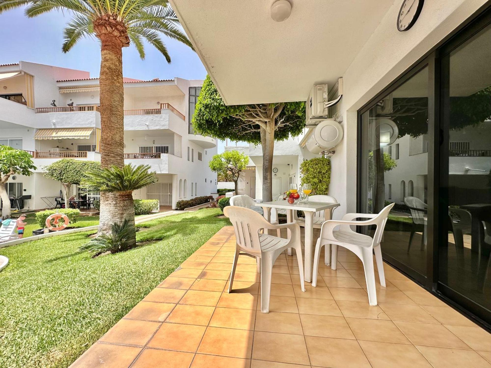 Апартаменти Pool Views Terrace Лос-Крістіанос Екстер'єр фото